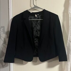 Classic Cropped Black Women's Blazer Size Medium